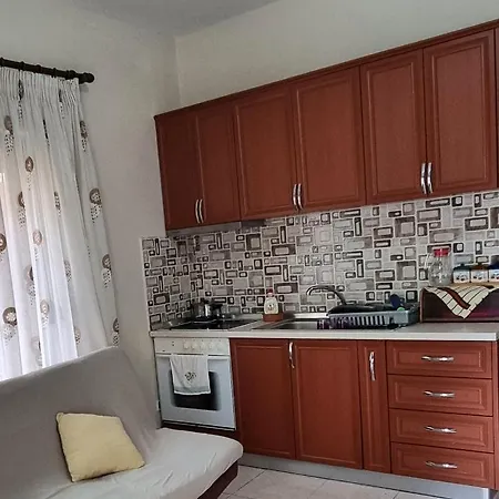 Liam's Golem (Tirana)